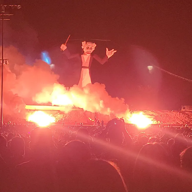 We see fire, but not on Zozobra.