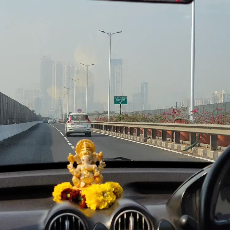 Taxi driver's dash Ganesha.
