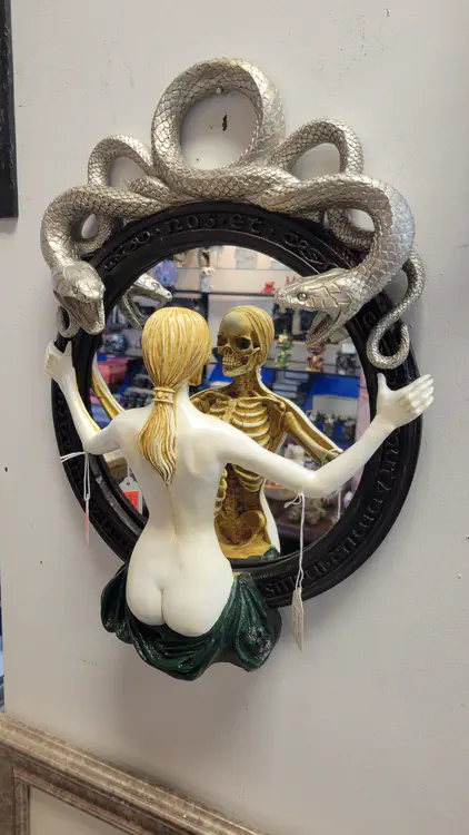 Nude mirror.