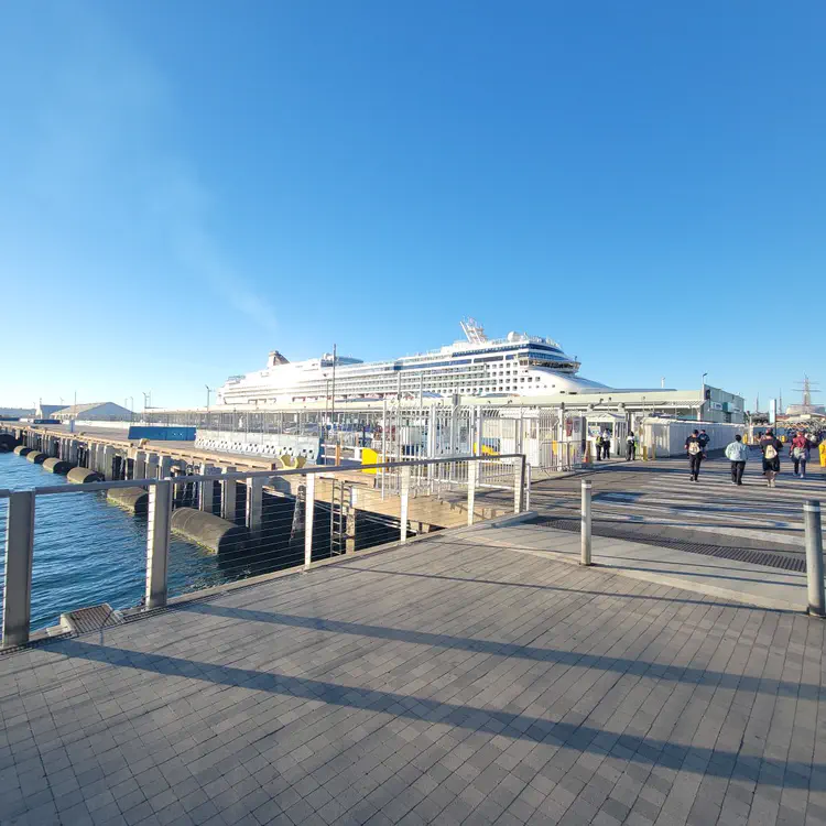 The Norwegian Jewel cruise ship.