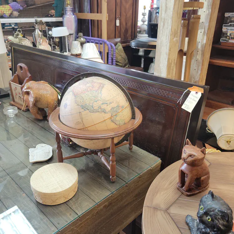 The Cat resale store.