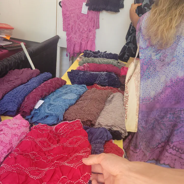 Weaving and tinting.